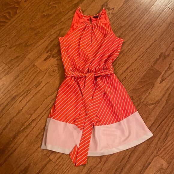 Express dress, size small petite, orange and cream colored, lined - Picture 1 of 10